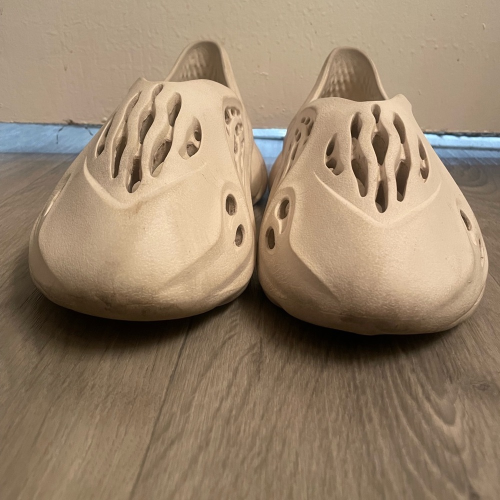 Yezzy Boost Bone colored - Picture 4 of 5